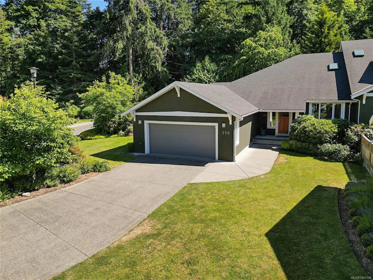 770 Hill Rise Lane, Saanich, BC, V8Y 3K2 - 81