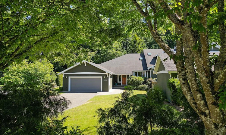770 Hill Rise Lane