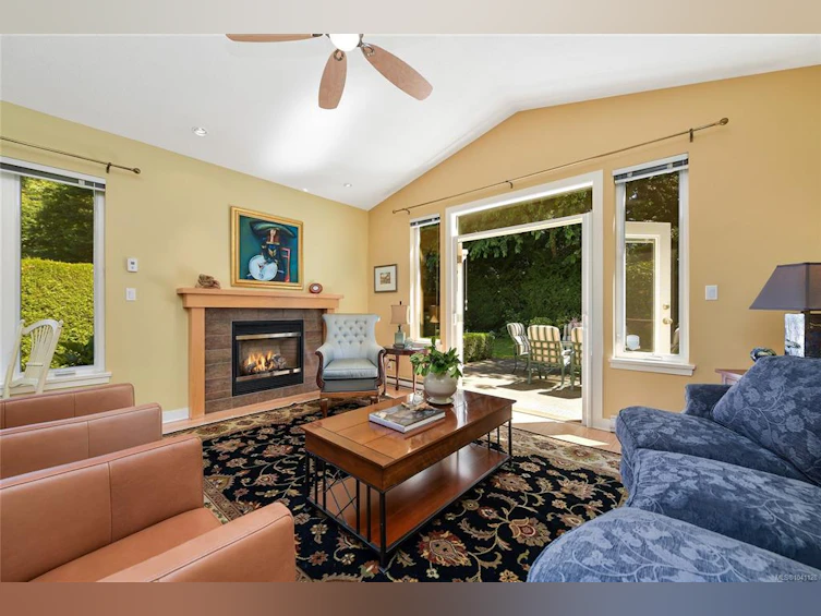 770 Hill Rise Lane, Saanich, BC, V8Y 3K2 - 19