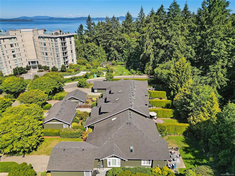 770 Hill Rise Lane, Saanich, BC, V8Y 3K2 - 76