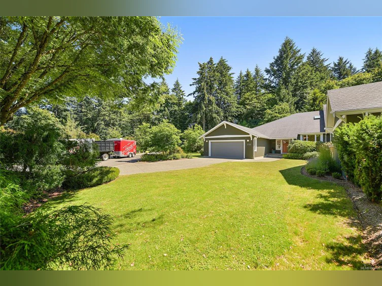 770 Hill Rise Lane, Saanich, BC, V8Y 3K2 - 69
