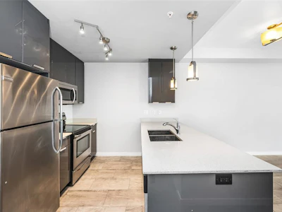 302-2871 Jacklin Road - 4