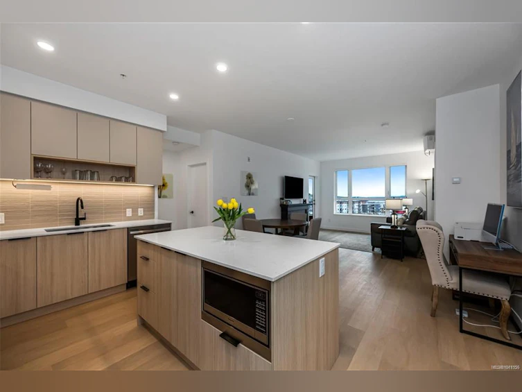 411-3564A Ryder Hesjedal Way, Colwood, BC, V9C 0V3 - 5
