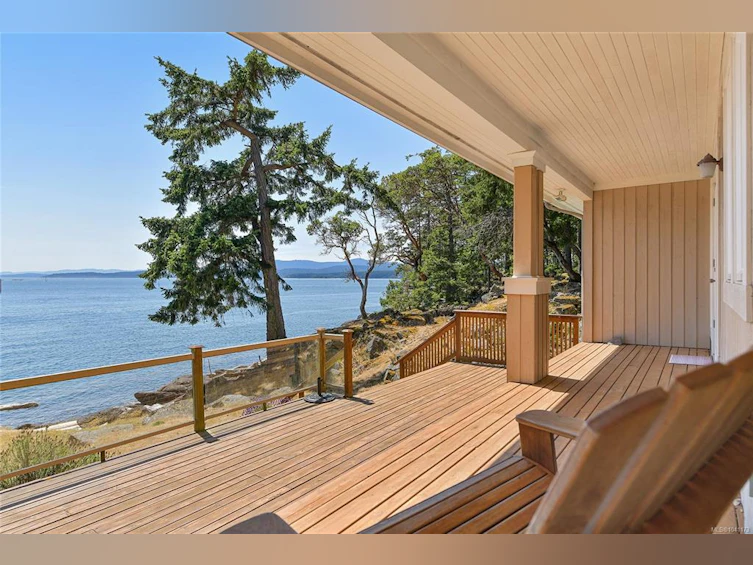 647 Dinner Bay Road, Mayne Island, BC, V0N 2J2 - 3