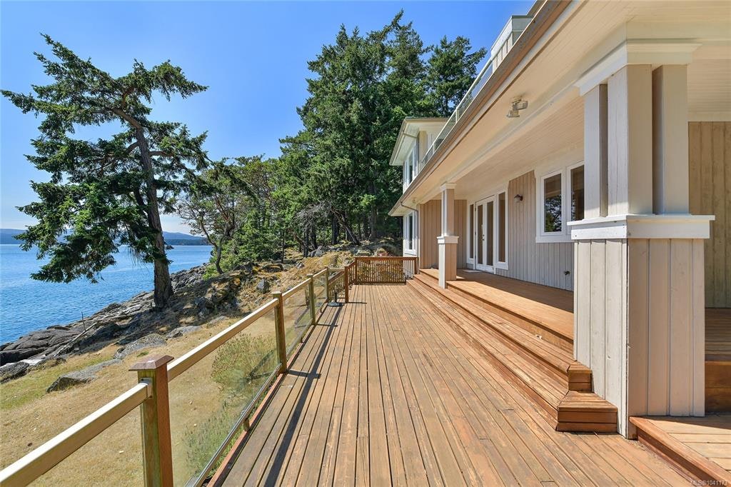 647 Dinner Bay Road - 4