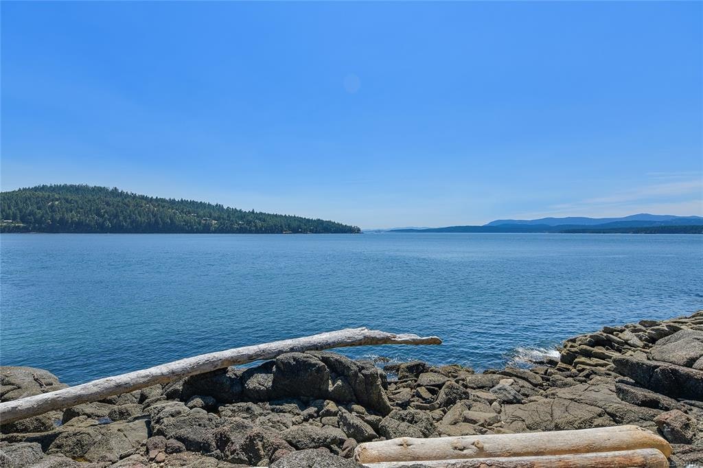 647 Dinner Bay Road, Mayne Island, BC, V0N 2J2 - 57