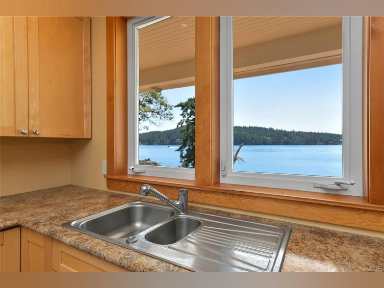 647 Dinner Bay Road, Mayne Island, BC, V0N 2J2 - 14