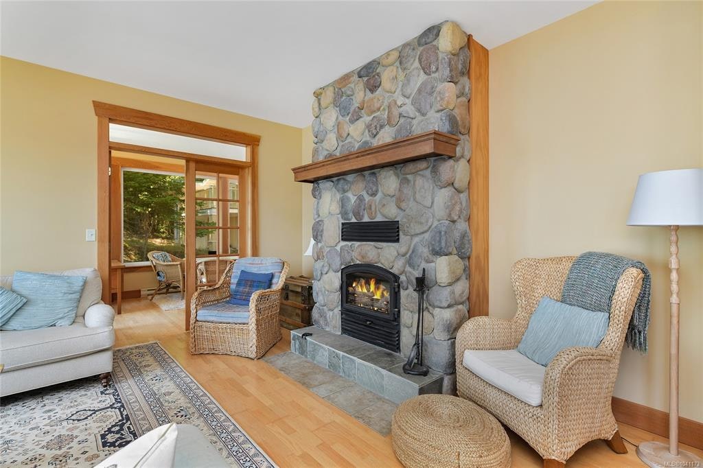 647 Dinner Bay Road, Mayne Island, BC, V0N 2J2 - 21