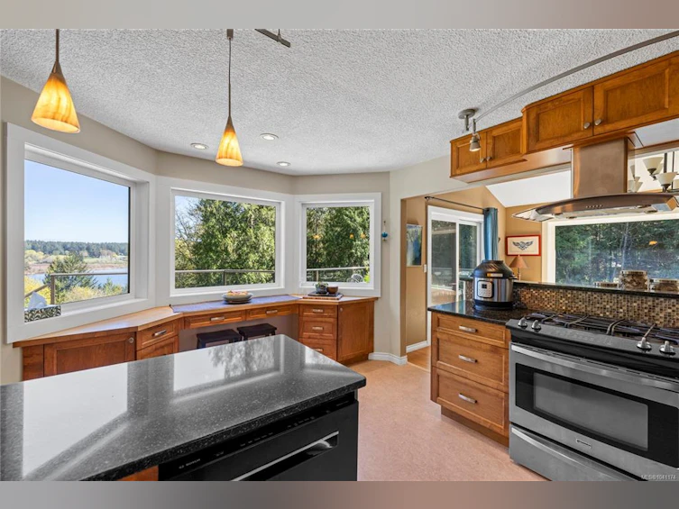 13361 Prospect Drive, Ladysmith, BC, V9G 1G9 - 18