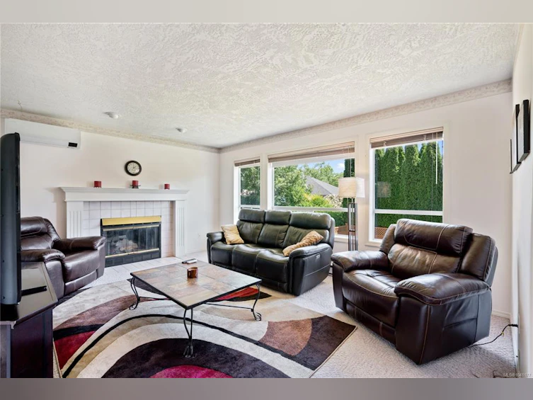 4239 Arbordale Court, Saanich, BC, V8N 6K1 - 13