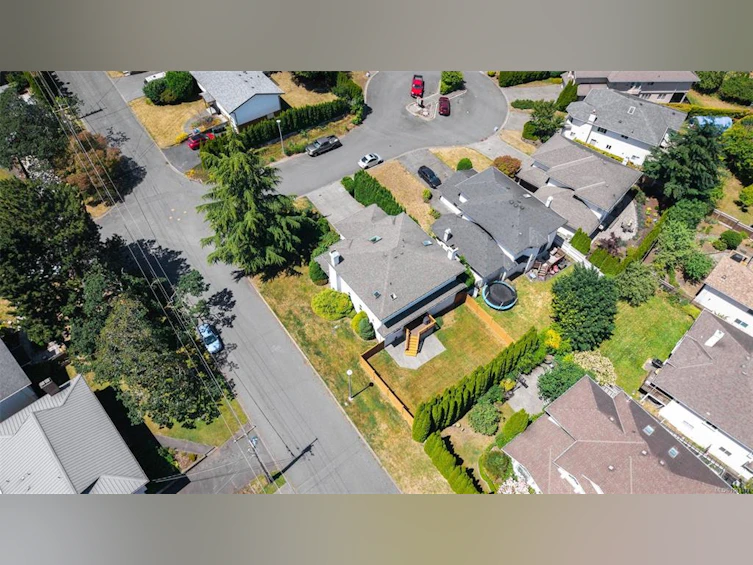 4239 Arbordale Court, Saanich, BC, V8N 6K1 - 59