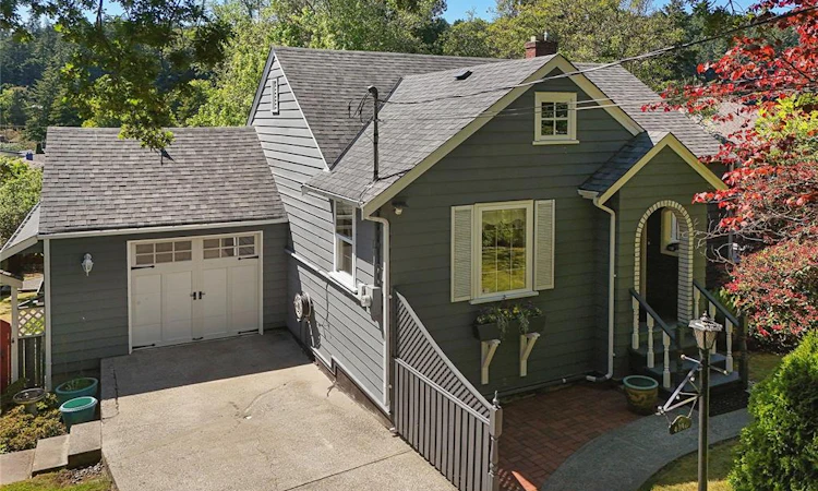 4296 Cedar Hill Road