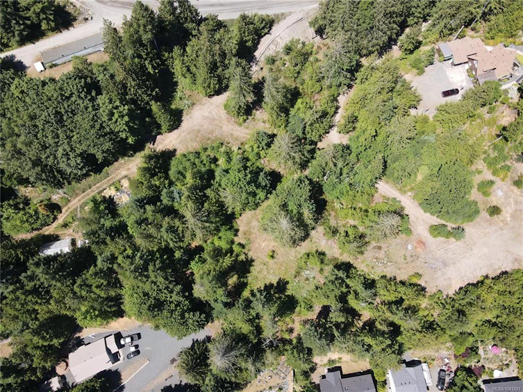 1718 Warn Way, Qualicum Beach, BC, V9K 2S3 - 12