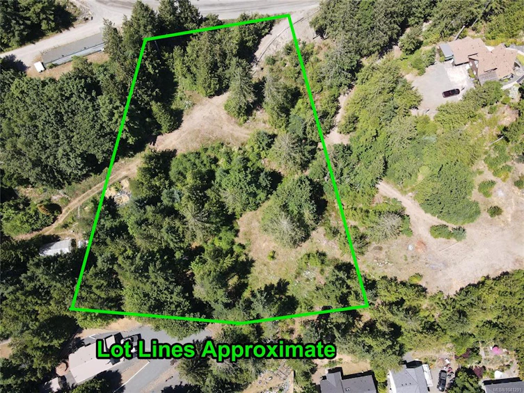 1718 Warn Way, Qualicum Beach, BC, V9K 2S3 - 3