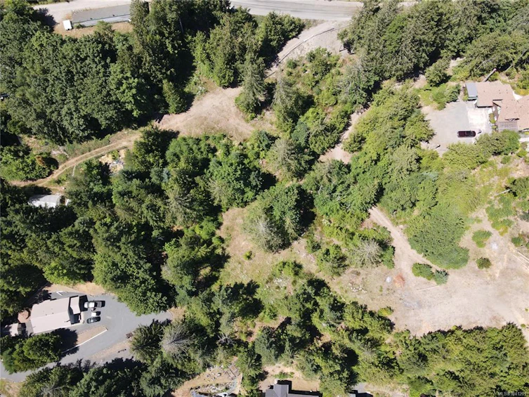 1718 Warn Way, Qualicum Beach, BC, V9K 2S3 - 13