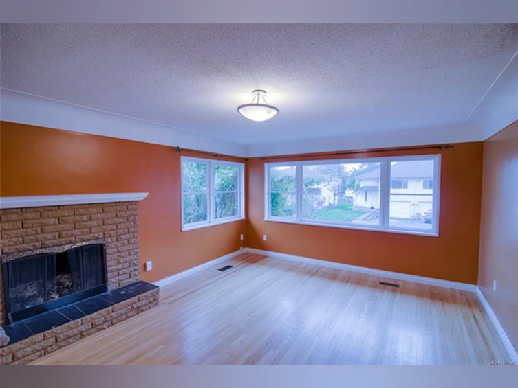 1650 Chandler Avenue, Victoria, BC, V8S 1N6 - 24