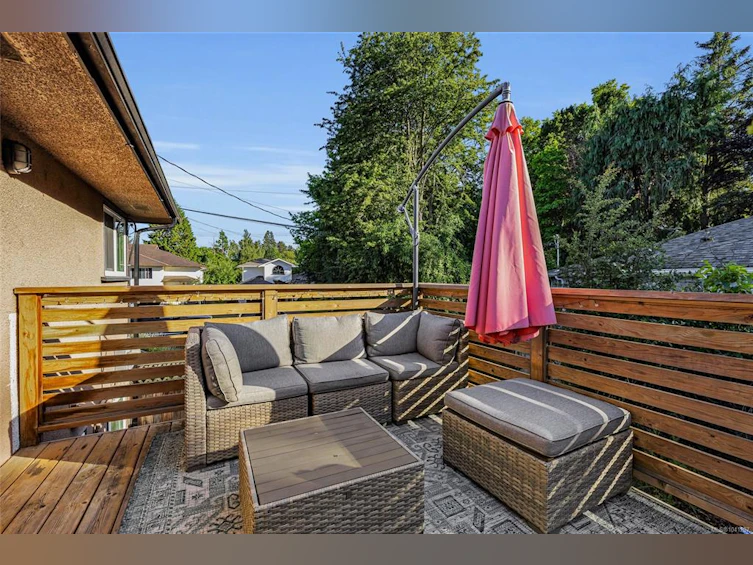 1650 Chandler Avenue, Victoria, BC, V8S 1N6 - 10