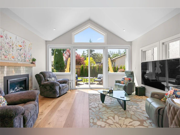 1183 Marchant Road, Central Saanich, BC, V8M 1G7 - 3