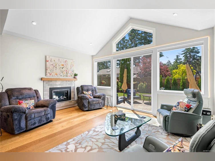 1183 Marchant Road, Central Saanich, BC, V8M 1G7 - 4