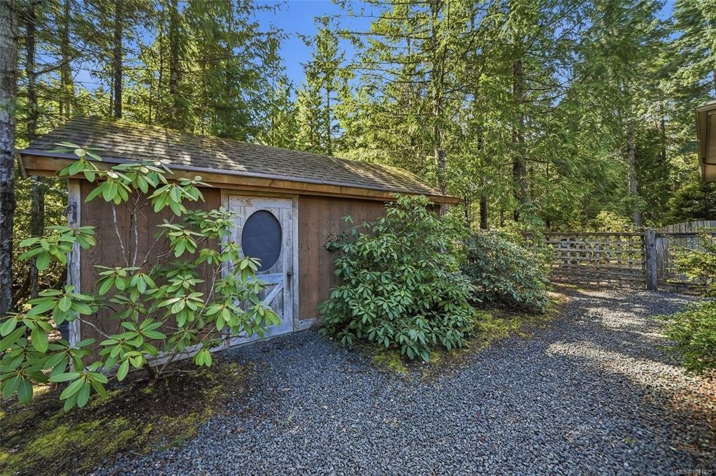 1195 Spider Lake Road, Qualicum Beach, BC, V9K 2L7 - 36