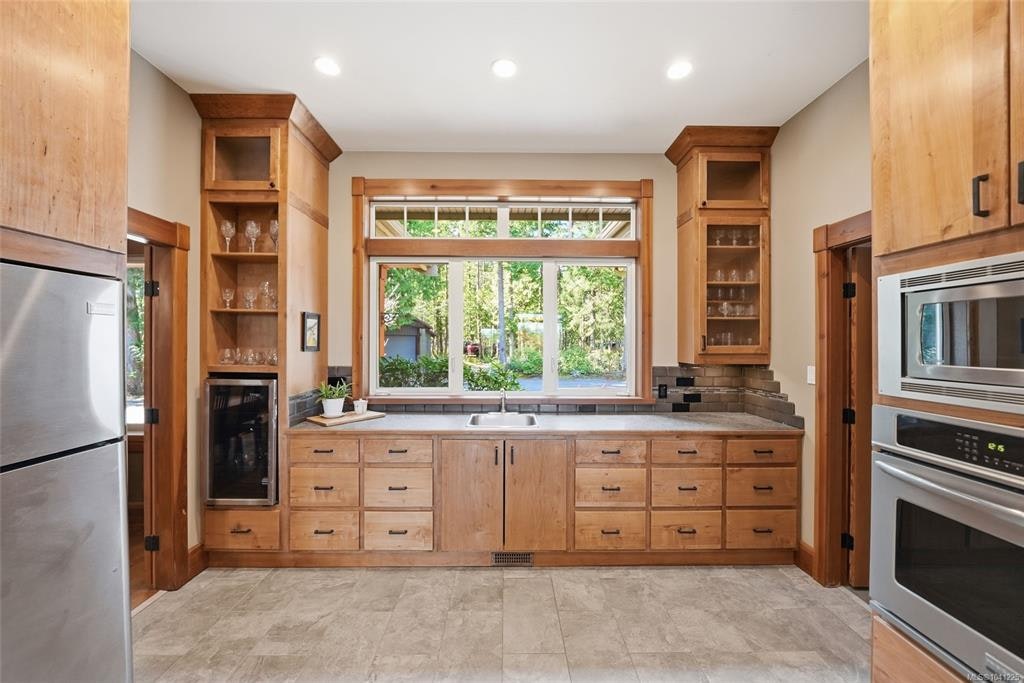1195 Spider Lake Road, Qualicum Beach, BC, V9K 2L7 - 18