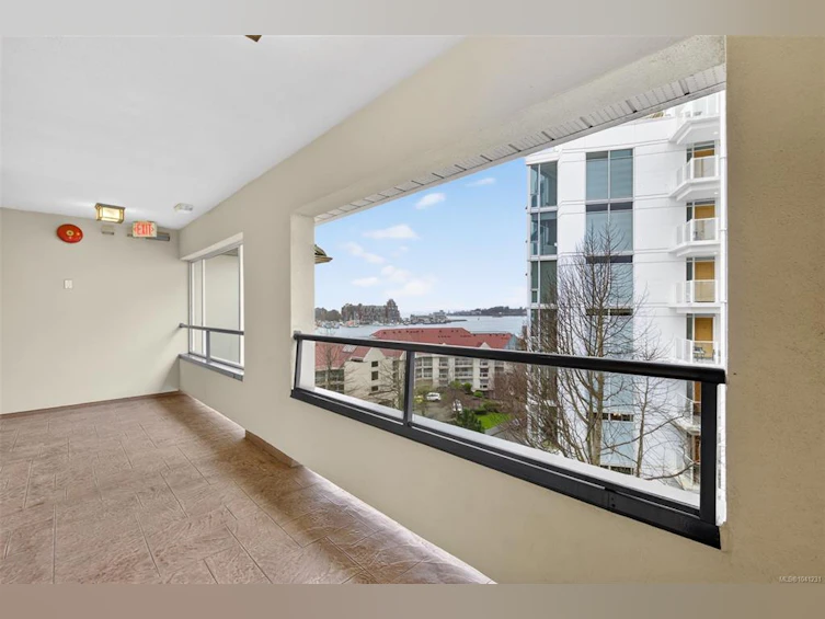 618-50 Songhees Road, Victoria, BC, V9A 7J4 - 25