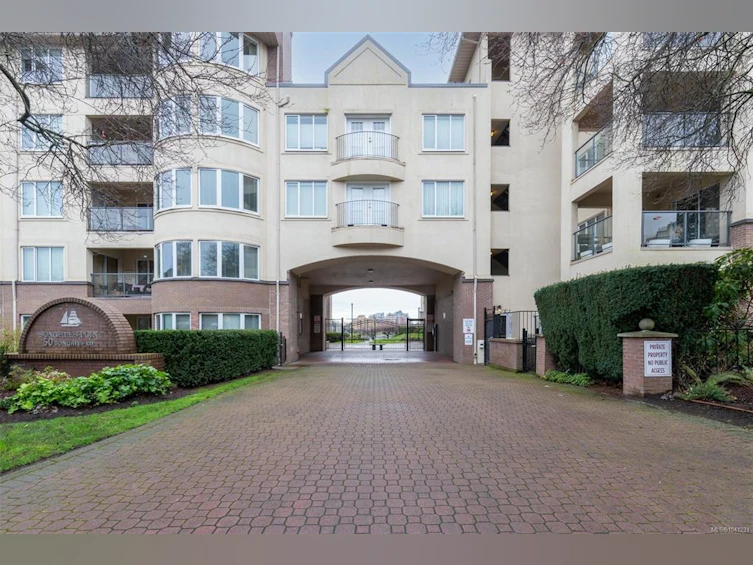 618-50 Songhees Road, Victoria, BC, V9A 7J4 - 36