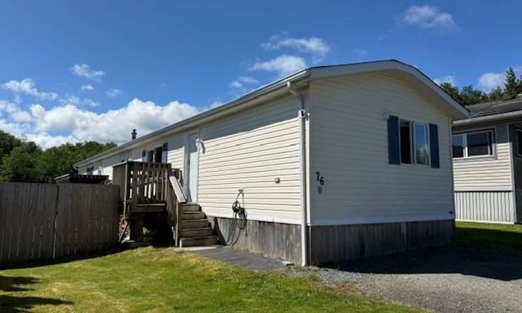 76-7100 Highview Road