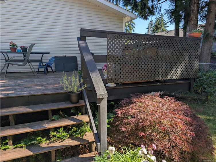 300 Lake Park Road, Lake Cowichan, BC, V0R 2G0 - 40
