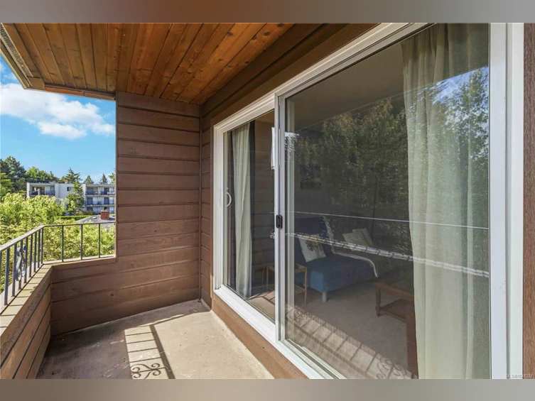 401-1571 Mortimer Street, Saanich, BC, V8P 3A7 - 27