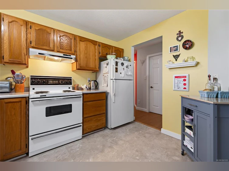 4-2736 Ulverston Avenue, Cumberland, BC, V0R 1S0 - 20
