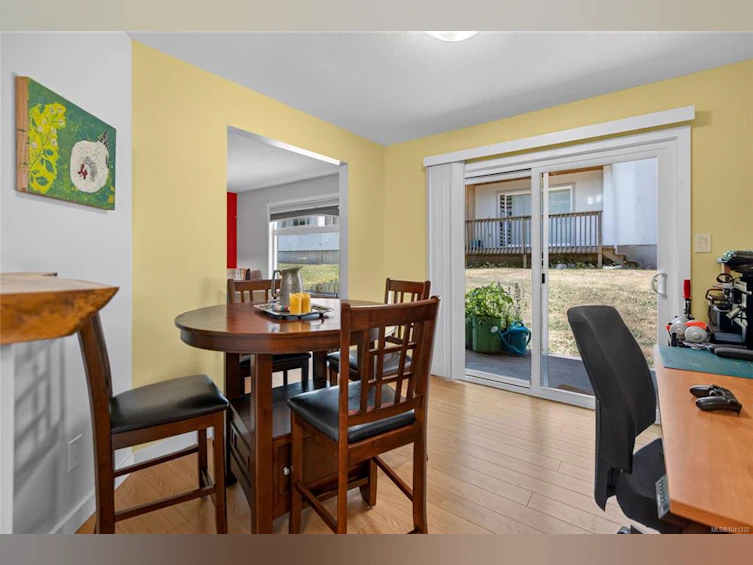 4-2736 Ulverston Avenue, Cumberland, BC, V0R 1S0 - 17