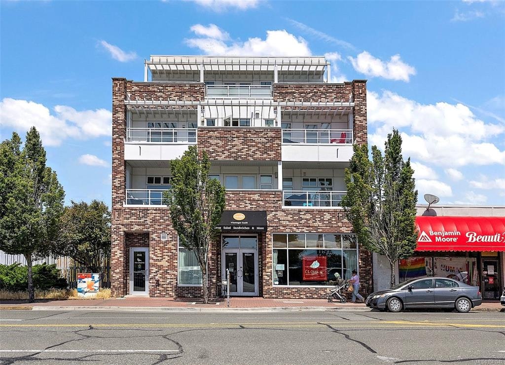 203-2348 Beacon Avenue, Sidney, BC, V8L 1X3