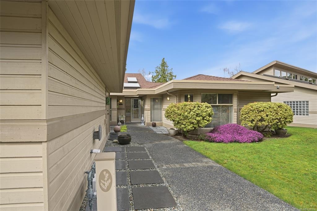 817 Lakes Boulevard, French Creek, BC, V9P 2P8 - 57