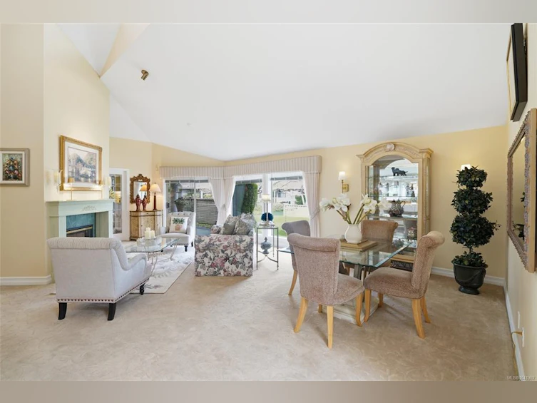 817 Lakes Boulevard, French Creek, BC, V9P 2P8 - 21