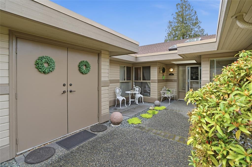 817 Lakes Boulevard, French Creek, BC, V9P 2P8 - 56