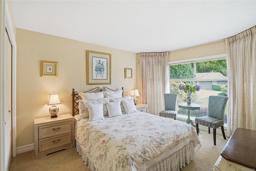 817 Lakes Boulevard, French Creek, BC, V9P 2P8 - 9