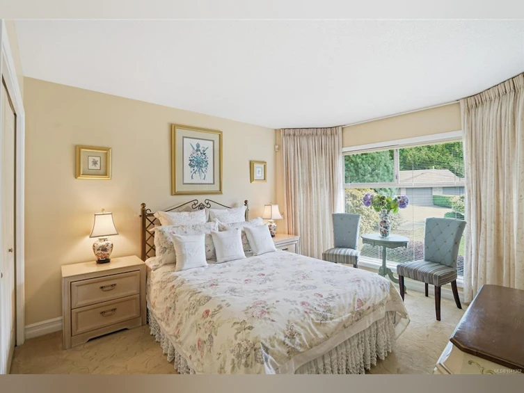 817 Lakes Boulevard, French Creek, BC, V9P 2P8 - 9