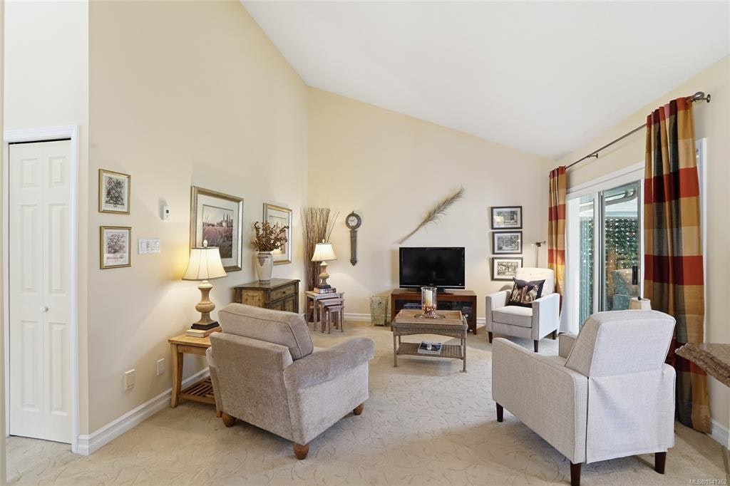 817 Lakes Boulevard, French Creek, BC, V9P 2P8 - 6