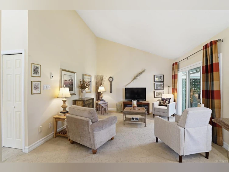 817 Lakes Boulevard, French Creek, BC, V9P 2P8 - 6