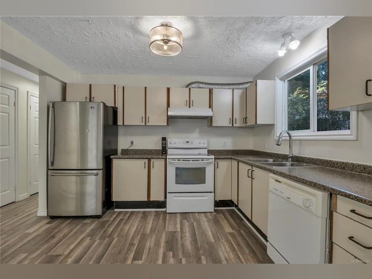2107 Duggan Road, Nanaimo, BC, V9S 5N9 - 21
