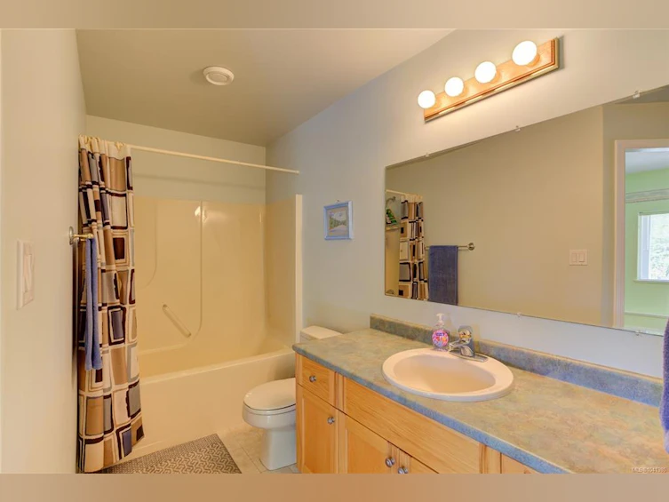 10164 Youbou Road, Youbou, BC, V0R 3E1 - 26