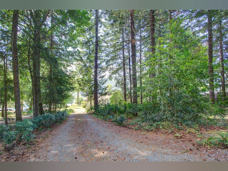 10164 Youbou Road, Youbou, BC, V0R 3E1 - 31