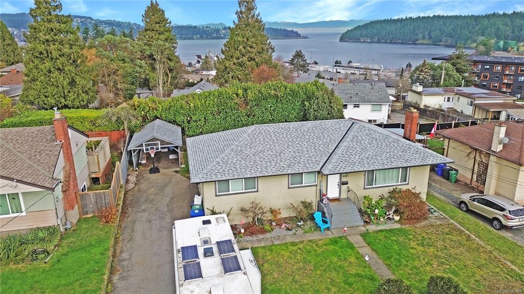 650 Hawkins Street, Nanaimo, BC, V9S 2V6