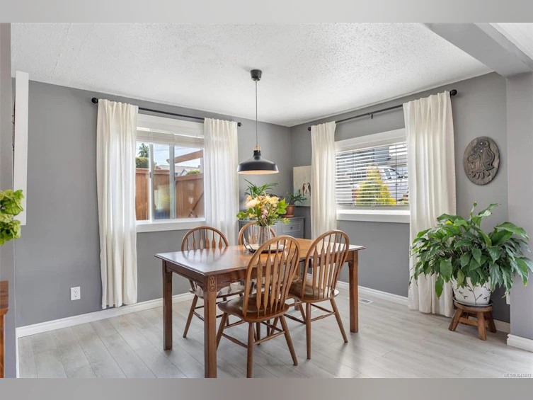 3054 Millgrove Street, Saanich, BC, V9A 1X5 - 6