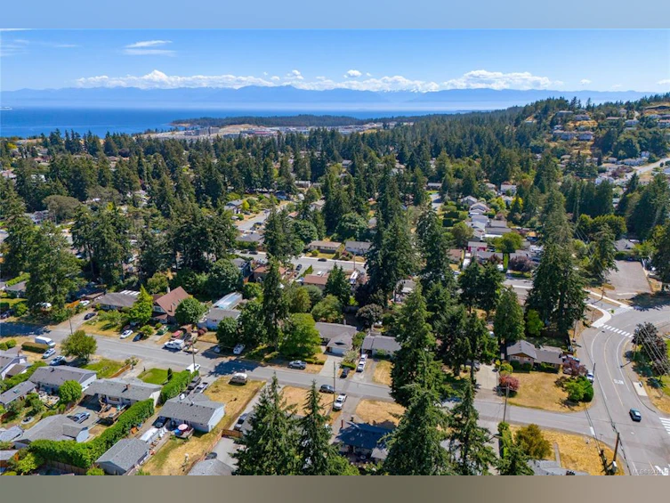 481 Tipton Avenue, Colwood, BC, V9C 2B8 - 40