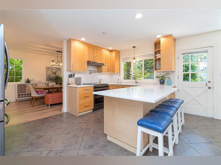 481 Tipton Avenue, Colwood, BC, V9C 2B8 - 2