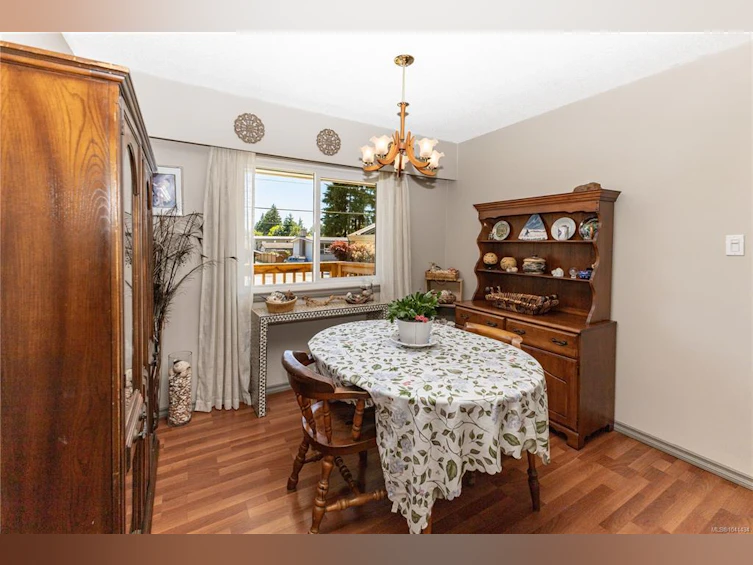 1031 16th Street, Courtenay, BC, V9N 1X8 - 12