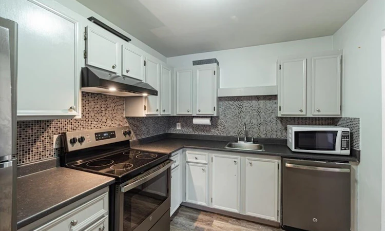 509-3108 Barons Road