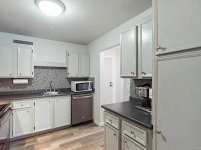 509-3108 Barons Road - 3